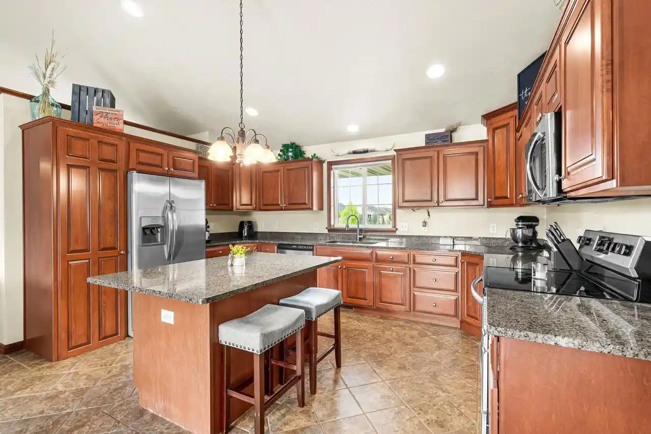 Photo 4 of Single family home for sale at 4866 N Wren Dr Dr, Appleton, WI 54913 | MLS# 50331665 | Listing updated on 2026-08-29