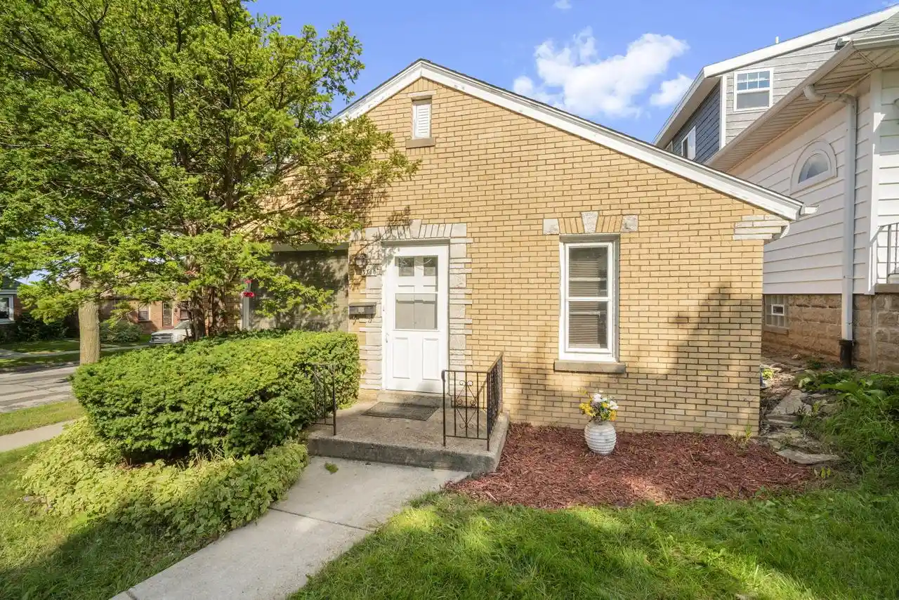 Photo 1 of Single family home for sale at 3300 S 14th Street Street, Milwaukee, WI 53215 | MLS# 1977848 | Listing updated on 2026-09-02