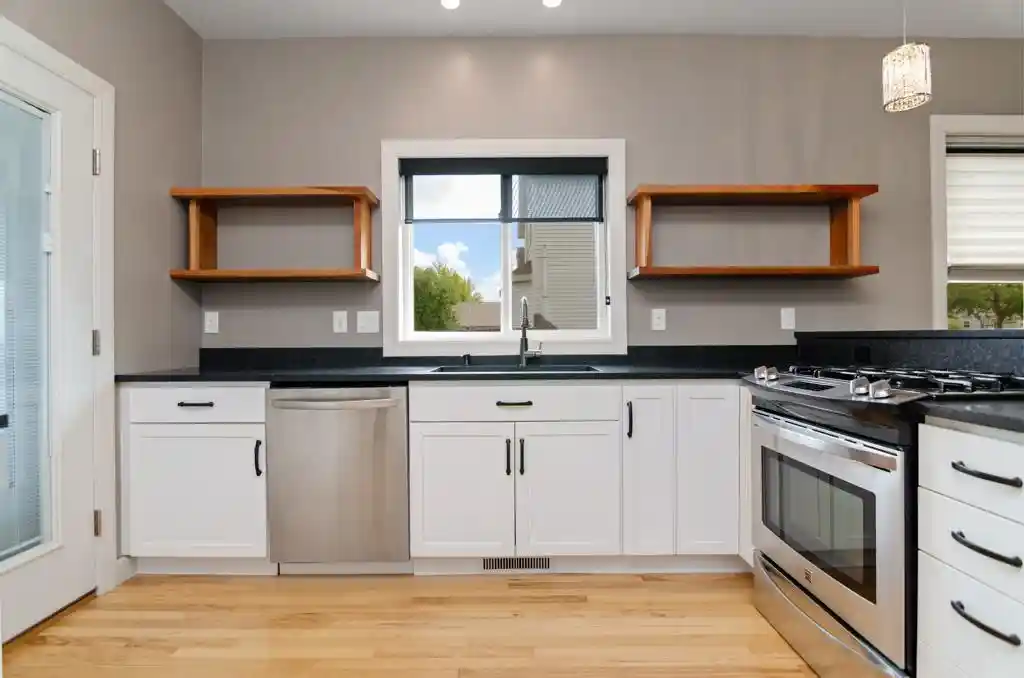 Photo 2 of Single family home for sale at 304 Spencer Street Street, Green Bay, WI 54303 | MLS# 50331677 | Listing updated on 2026-09-21