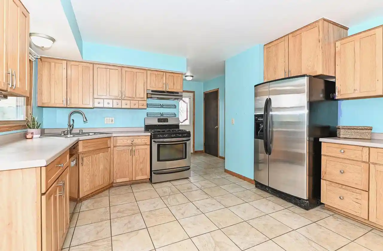 Photo 3 of Single family home for sale at 5412 S 14th Street Street, Milwaukee, WI 53221 | MLS# 1977855 | Listing updated on 2026-09-01
