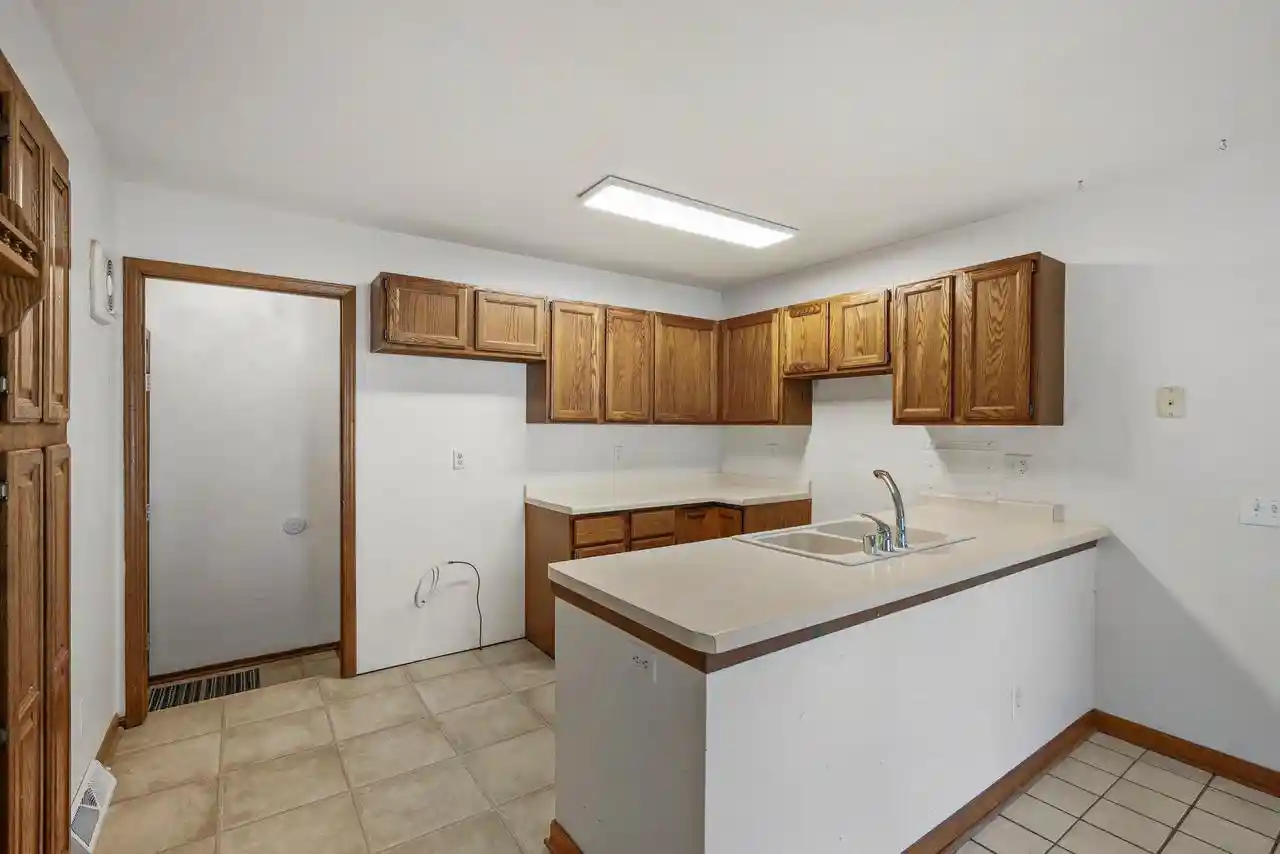 Photo 2 of Sale Pending at 9 S Bartelt Court Court, Madison, WI 53704 | MLS# 2031325 | Listing updated on 2026-08-30