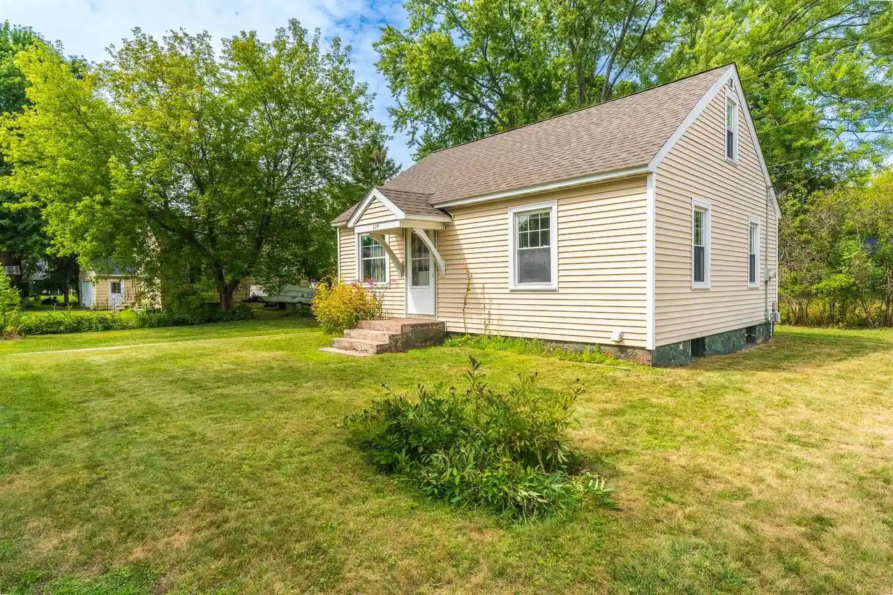 Photo 3 of Single family home for sale at 114 Nowak Street Street, Wausau, WI 54401 | MLS# 22604175 | Listing updated on 2026-08-29