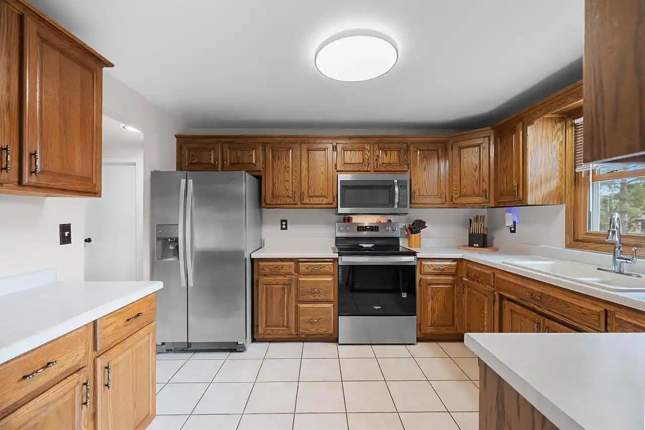 Photo 3 of Single family home for sale at 2564 Wildflower, Green Bay, WI 54311 | MLS# 50331683 | Listing updated on 2026-09-01