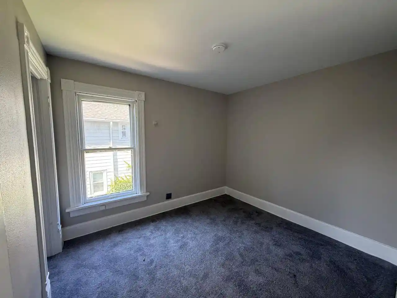 Photo 3 of Single family home for sale at 1537 E Irving Pl Pl, Milwaukee, WI 53202 | MLS# 1977869 | Listing updated on 2026-09-18