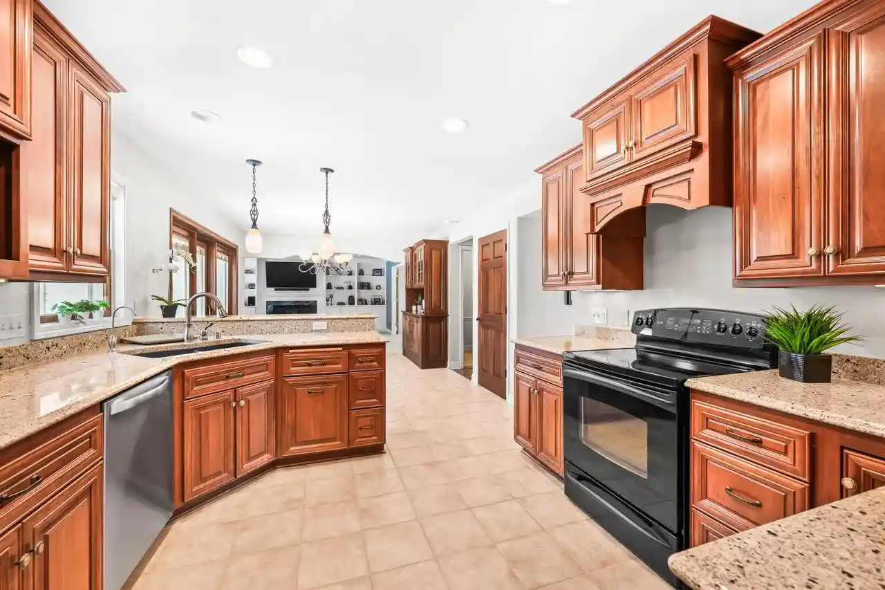 Photo 3 of Single family home for sale at W328N3834 Range Woods Dr Dr, Nashotah, WI 53058 | MLS# 1977881 | Listing updated on 2026-09-12