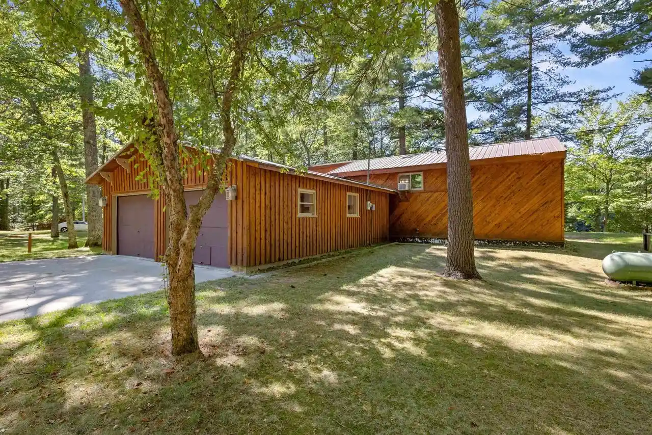 1st image of N6025 Shore Dr #q 4, Wallace, MI 49893 | MLS# 50331697
