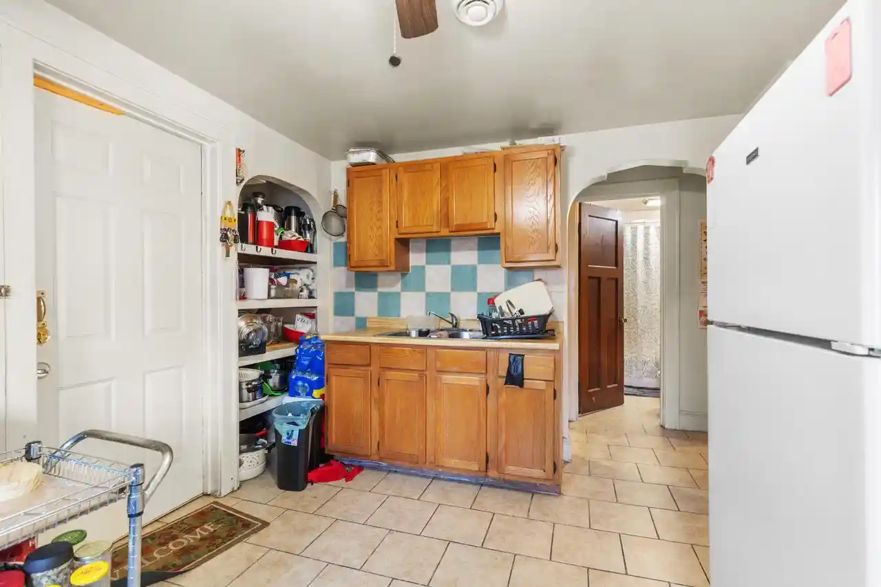Listing Photo 4 - Condo for sale in building located at 3411 S 14th St St, Milwaukee, WI 53215 - Unit #3411A