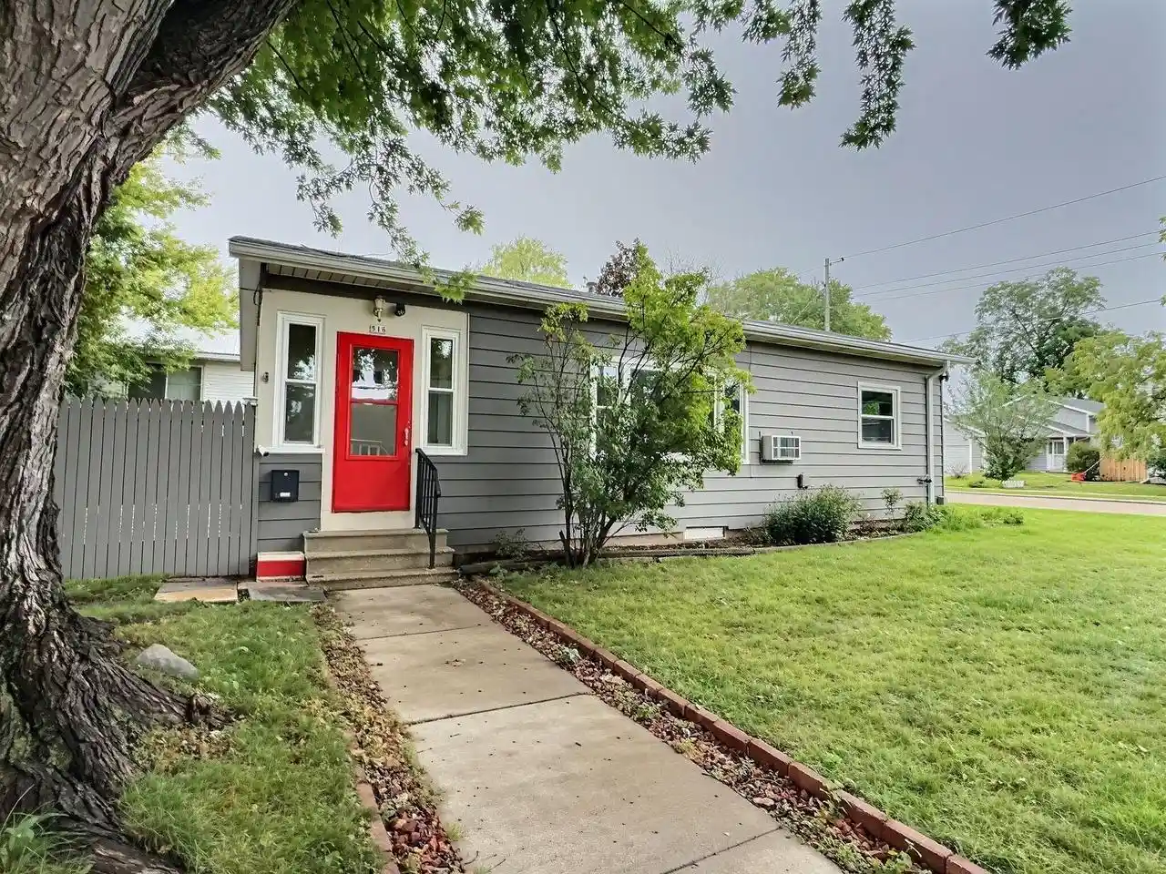 1st image of 516 E Custer Avenue Avenue, Oshkosh, WI 54901 | MLS# 50331702