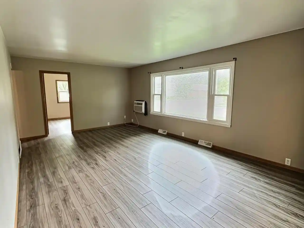 5th image of 516 E Custer Avenue Avenue, Oshkosh, WI 54901 | MLS# 50331702