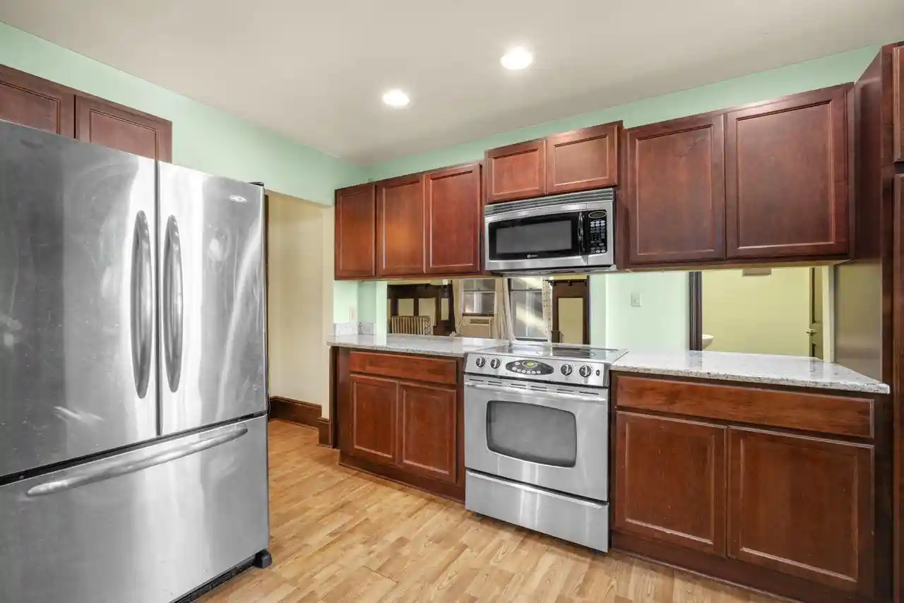 Photo 4 of Single family home for sale at 513 N 31St Street Street, Milwaukee, WI 53208 | MLS# 1977904 | Listing updated on 2026-09-12