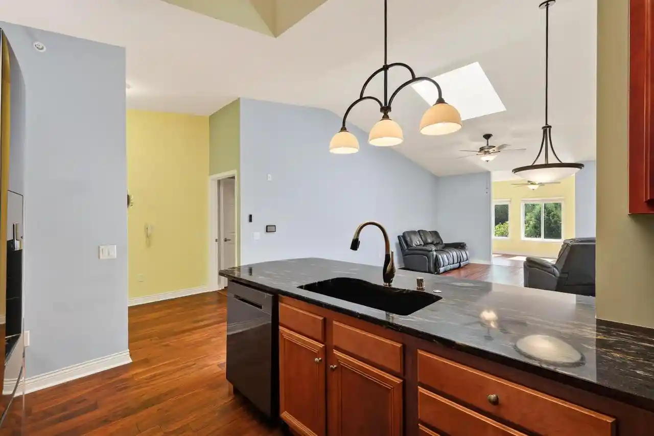 Photo 3 of Sale Pending at 37 Cherokee Circle Circle #204, Madison, WI 53704 | MLS# 2031348 | Listing updated on 2026-09-14