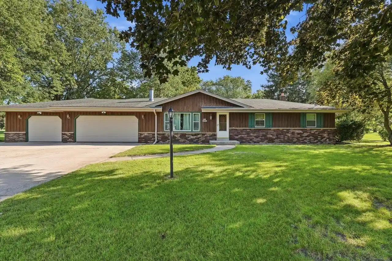 1st image of N95w25161 Whitewater Dr Dr, Colgate, WI 53017 | MLS# 1977899