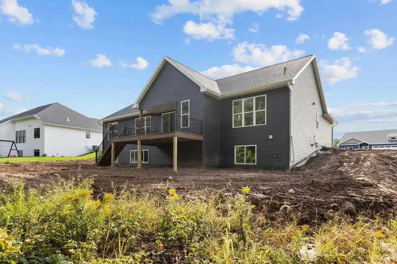 Photo 3 of Single family home for sale at 3211 Eclipse Dr Dr, Green Bay, WI 54311 | MLS# 50331696 | Listing updated on 2026-09-22