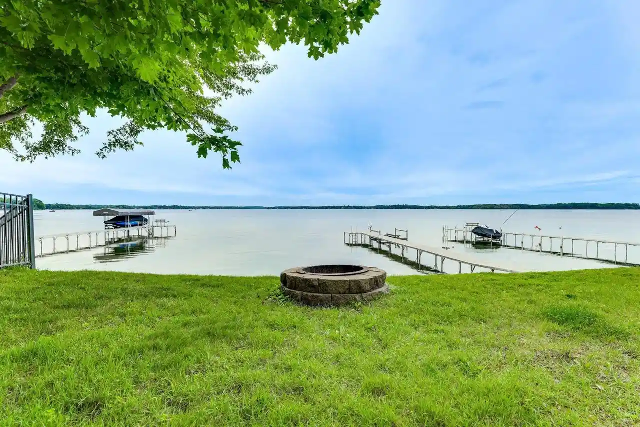 Photo 1 of Single family home for sale at 4503 Larson St, Mcfarland, WI 53558 | MLS# 2031351 | Listing updated on 2026-09-09