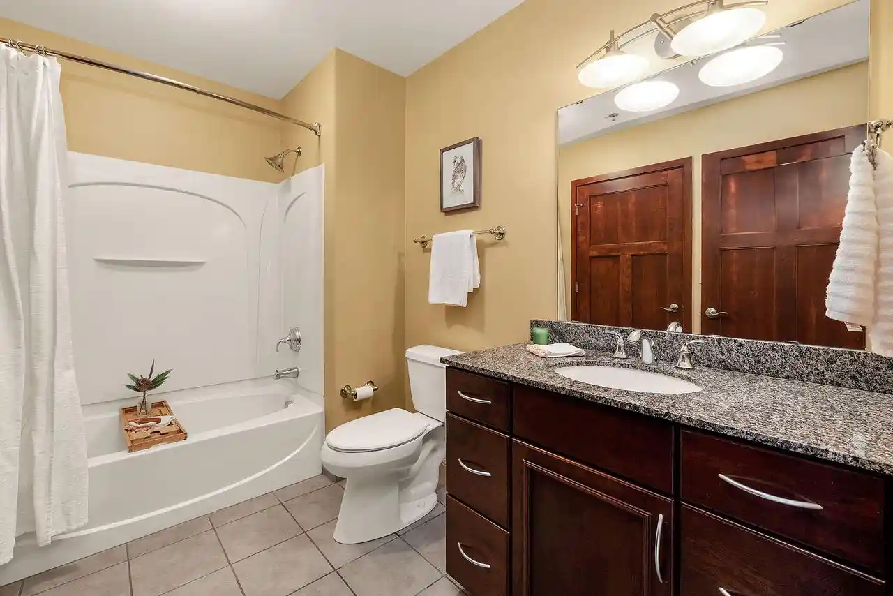 Photo 3 of Condo for sale at 102 N Water St #706, Milwaukee, WI 53202 | MLS# 1977913 | Listing updated on 2026-09-18