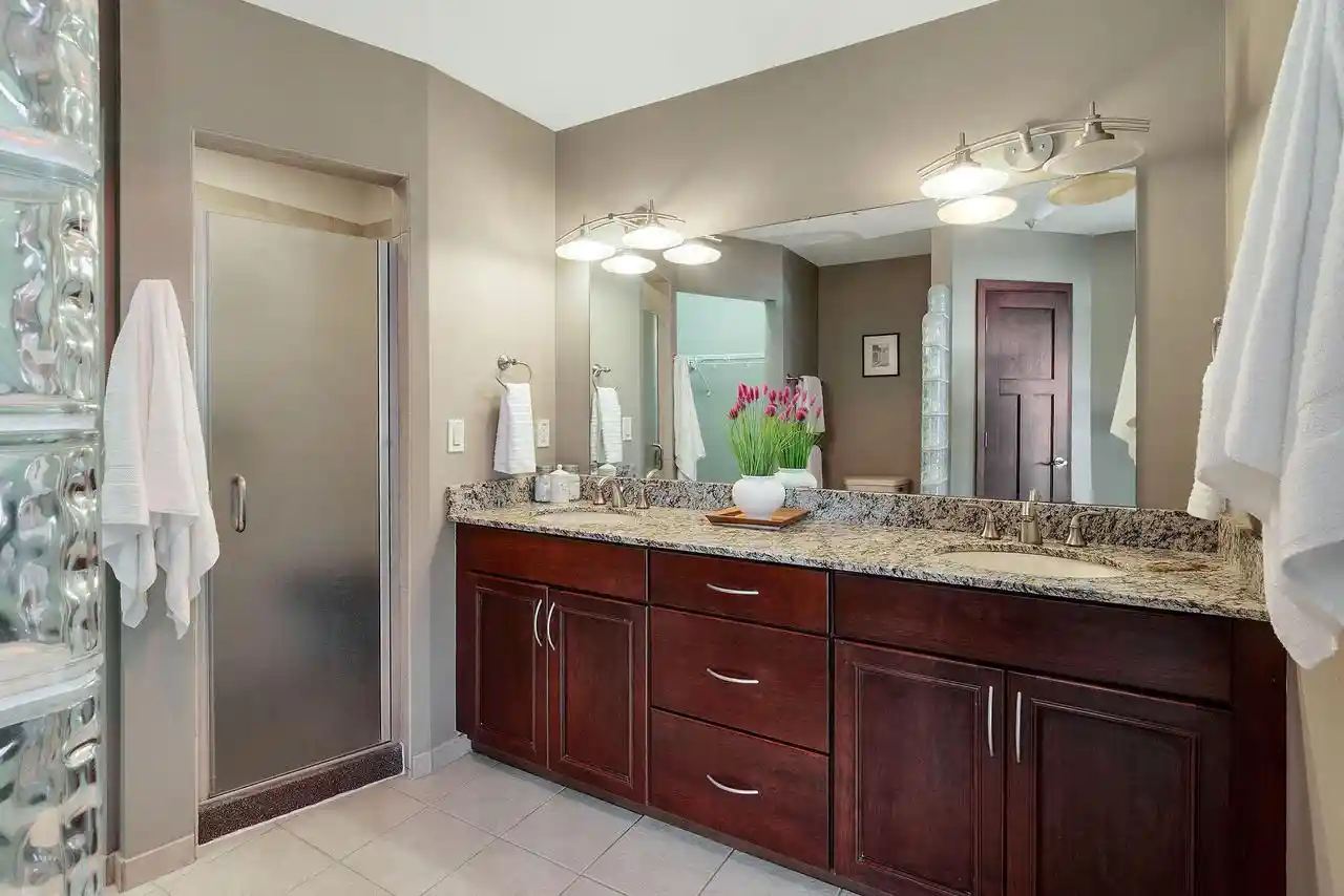 Photo 3 of Condo for sale at 102 N Water St #706, Milwaukee, WI 53202 | MLS# 1977913 | Listing updated on 2026-09-18