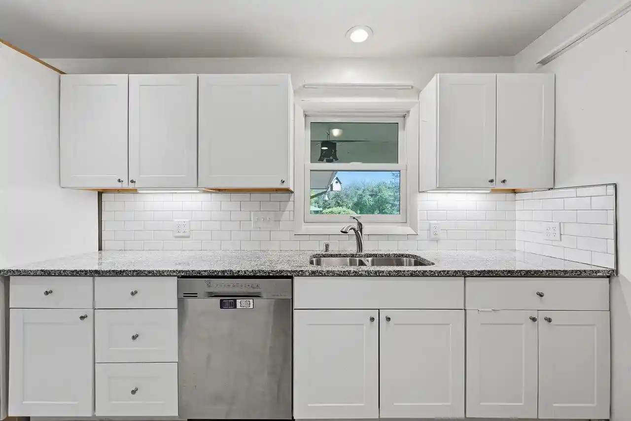 Photo 3 of Single family home for sale at 611 W Mequon Road Road, Mequon, WI 53092 | MLS# 1977915 | Listing updated on 2026-09-09