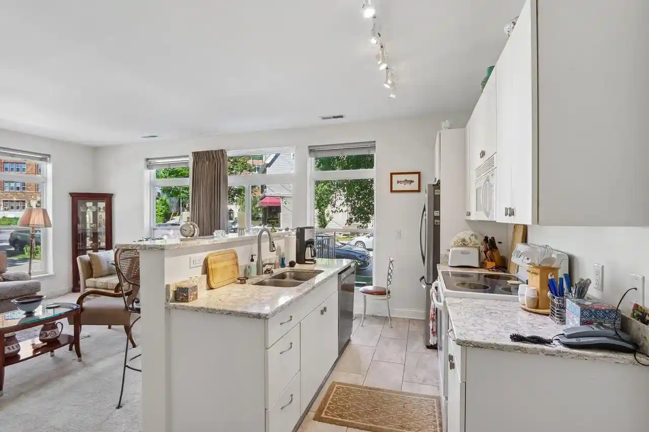 Photo 3 of Condo for sale at 1550 N Warren Avenue Avenue #113, Milwaukee, WI 53202 | MLS# 1977917 | Listing updated on 2026-09-18