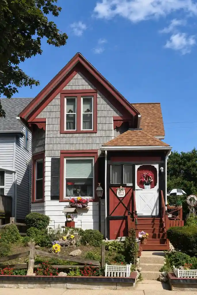 Photo 1 of Single family home for sale at 2812 S 34th Street Street, Milwaukee, WI 53215 | MLS# 1977921 | Listing updated on 2026-09-01