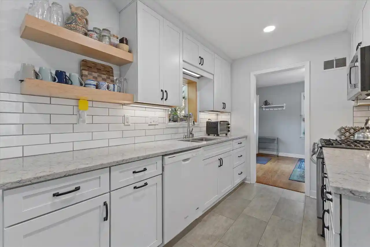 Photo 4 of Single family home for sale at 3153 S Pennsylvania Avenue Avenue, Milwaukee, WI 53207 | MLS# 1977924 | Listing updated on 2026-09-02