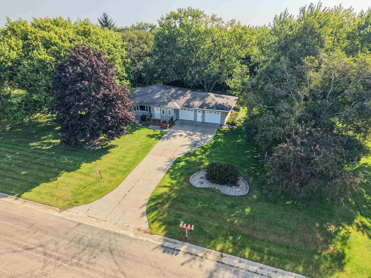 1st image of 5644 Major Lane Lane, Platteville, WI 53818 | MLS# 2031372