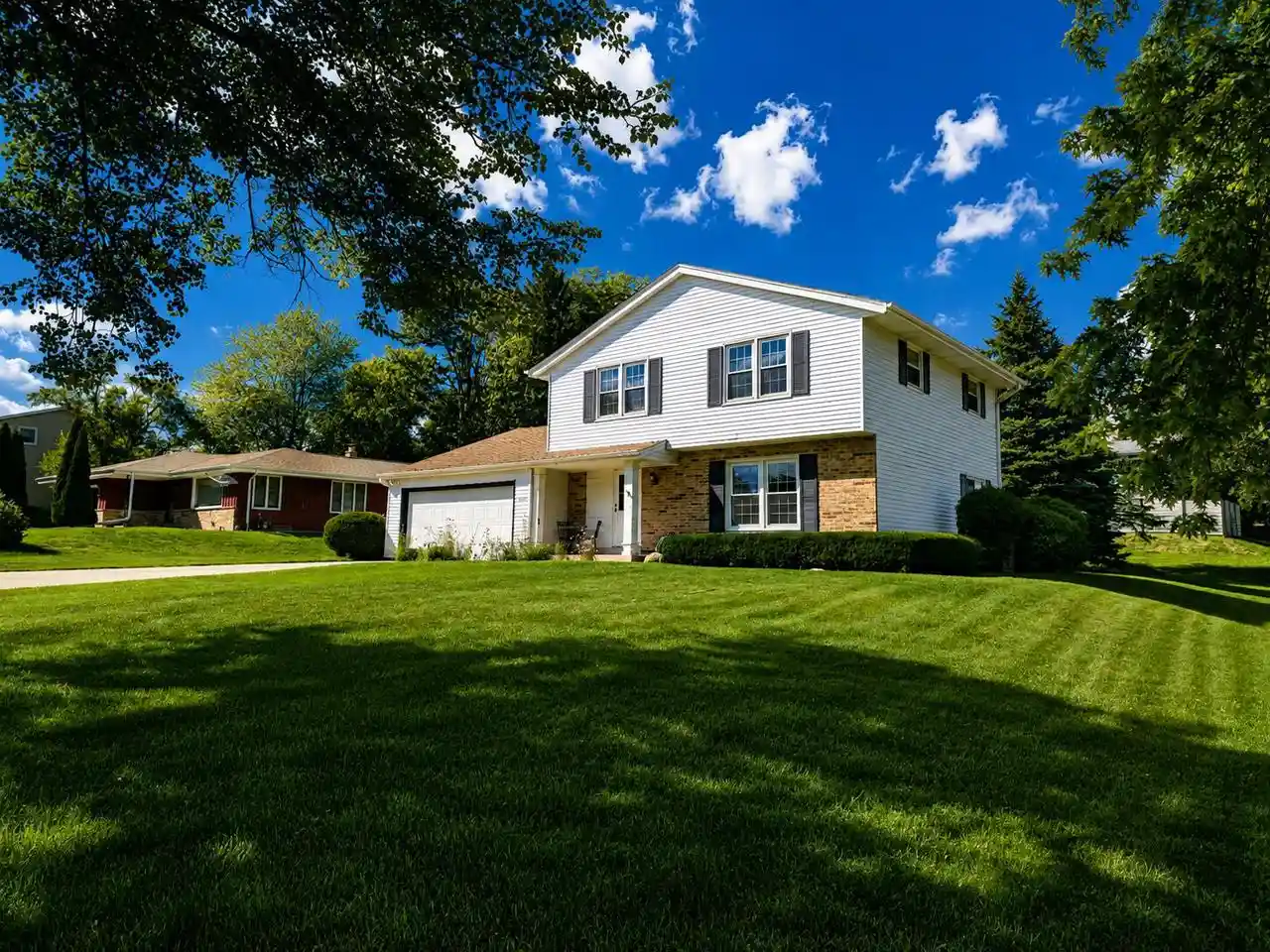 Photo 1 of Sale Pending at 10600 W Monastery Dr Dr, Franklin, WI 53132 | MLS# 1977933 | Listing updated on 2026-09-22
