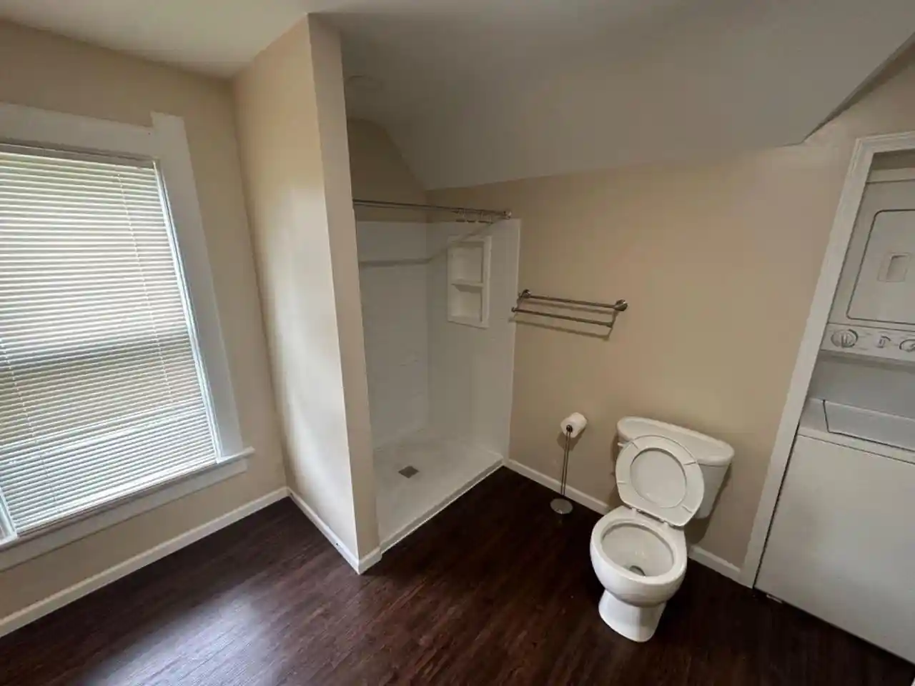 Listing Photo 4 - Condo for sale in building located at 8712-8714 W Mitchell St St, West Allis, WI 53214 - Unit #8714A