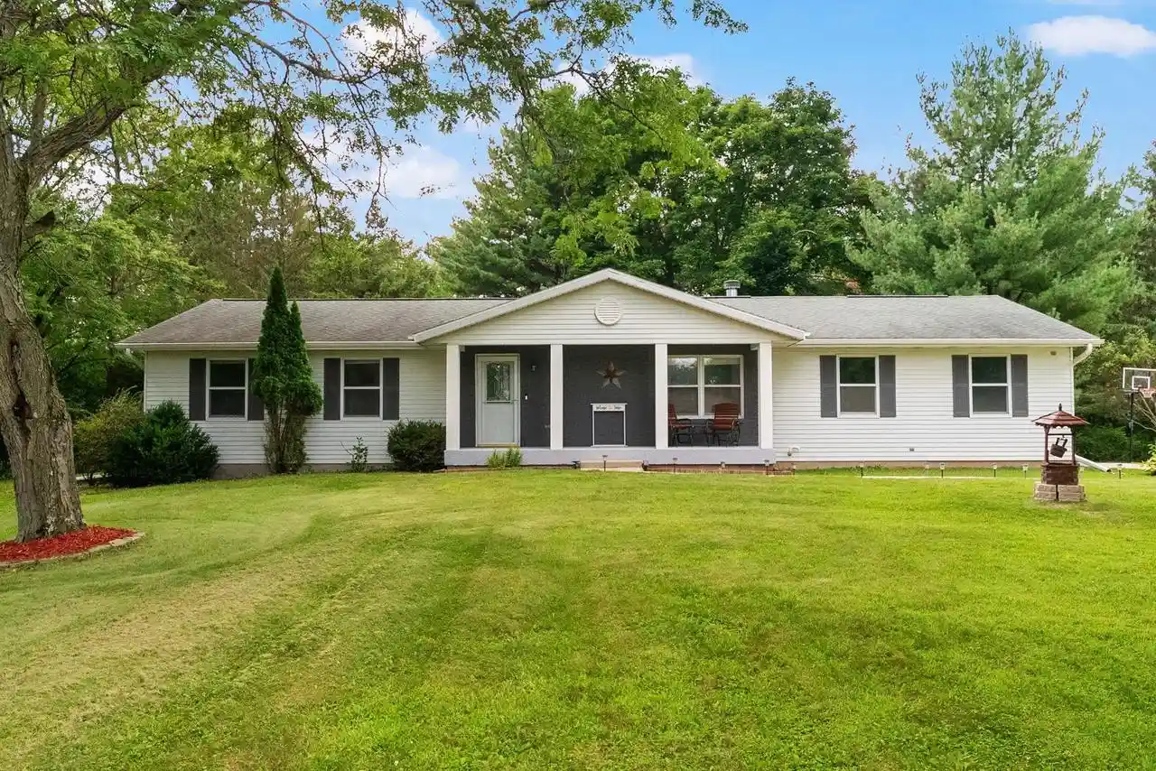 Photo 1 of Single family home for sale at 7791 N Honeysuckle Ln, Edgerton, WI 53534 | MLS# 2031377 | Listing updated on 2026-09-08