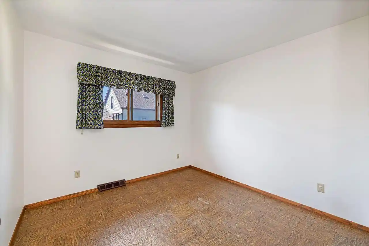 Photo 1 of Single family home for sale at 5401 W Cold Spring Road Road, Greenfield, WI 53220 | MLS# 1977937 | Listing updated on 2026-09-05