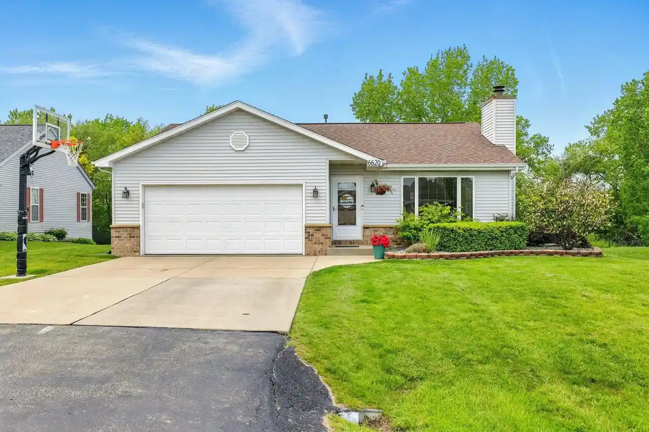 Photo 1 of Single family home for sale at 6620 High Hill Circle Circle, Racine, WI 53402 | MLS# 1977946 | Listing updated on 2026-09-14