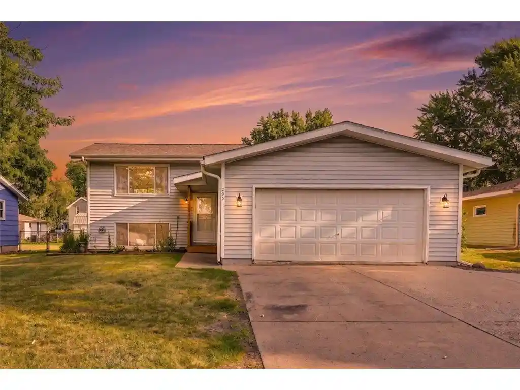 Photo 1 of Single family home for sale at 205 W Elm Street Street, Roberts, WI 54023 | MLS# 7126979 | Listing updated on 2026-09-20