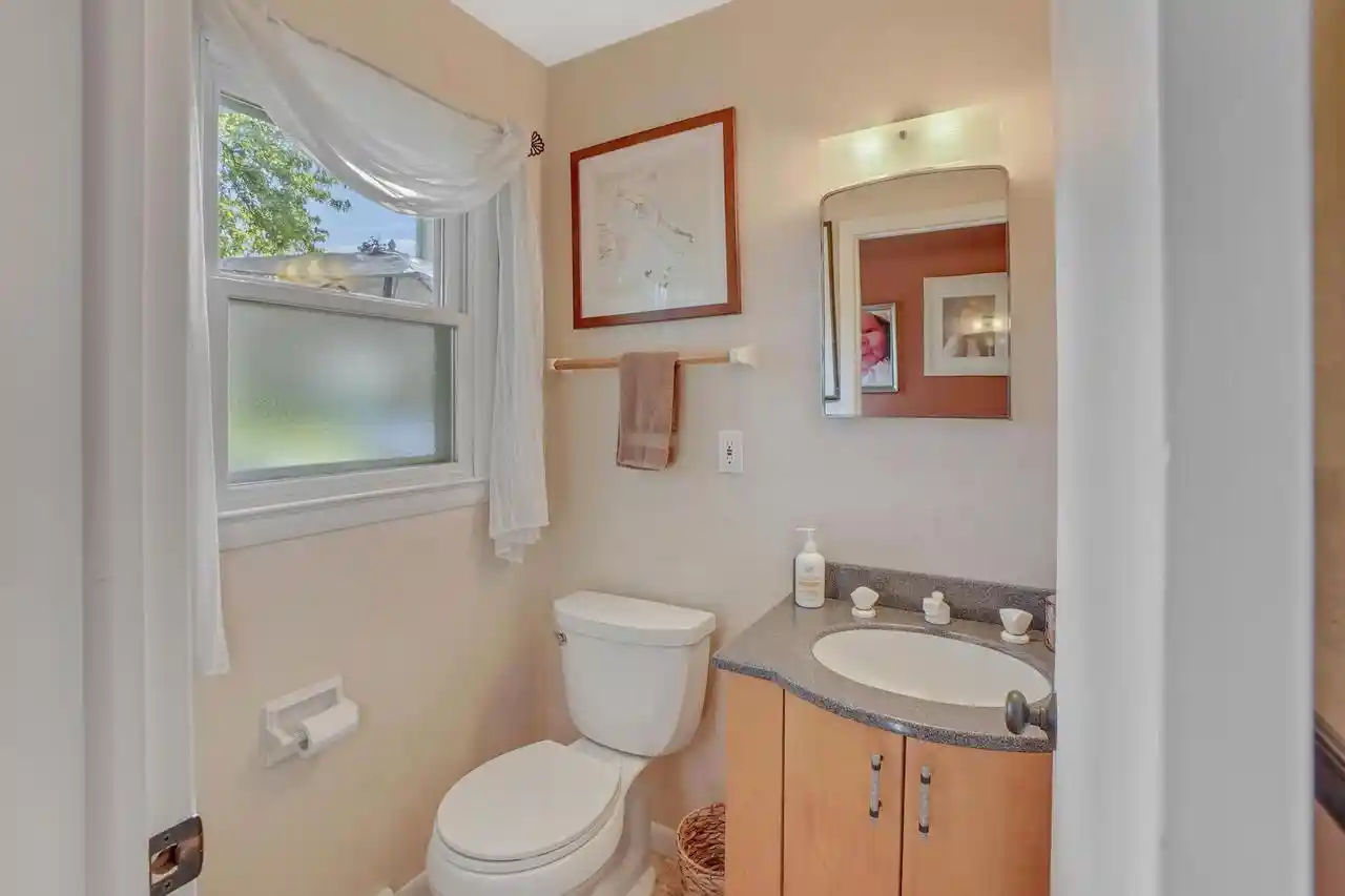 Photo 4 of Single family home for sale at 1205 Blue Dahlia Road Road, Oconomowoc, WI 53066 | MLS# 1977960 | Listing updated on 2026-09-10