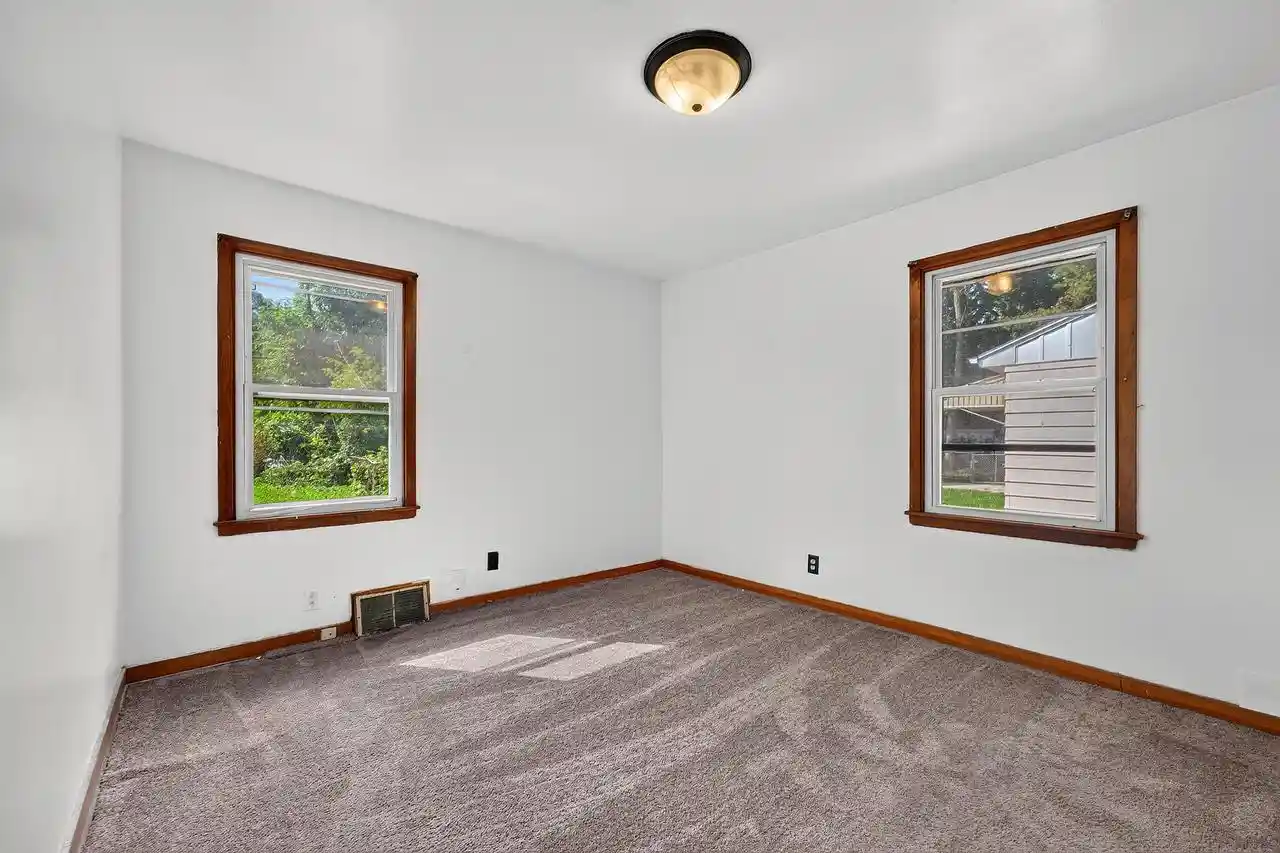 Photo 3 of Single family home for sale at 5809 N 36th Street Street, Milwaukee, WI 53209 | MLS# 1977959 | Listing updated on 2026-08-27