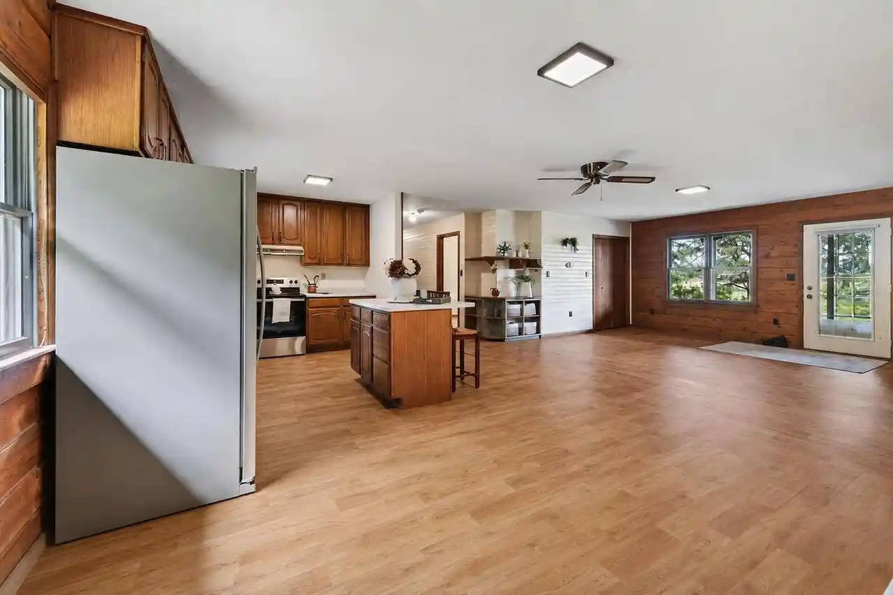 Photo 3 of Single family home for sale at N18693 County Road F, Trempealeau, WI 54661 | MLS# 1977970 | Listing updated on 2026-09-07