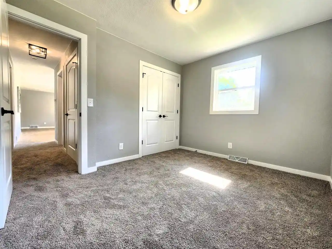 Photo 3 of Single family home for sale at 430 Woodview Dr Dr, Sun Prairie, WI 53590 | MLS# 2031395 | Listing updated on 2026-09-18
