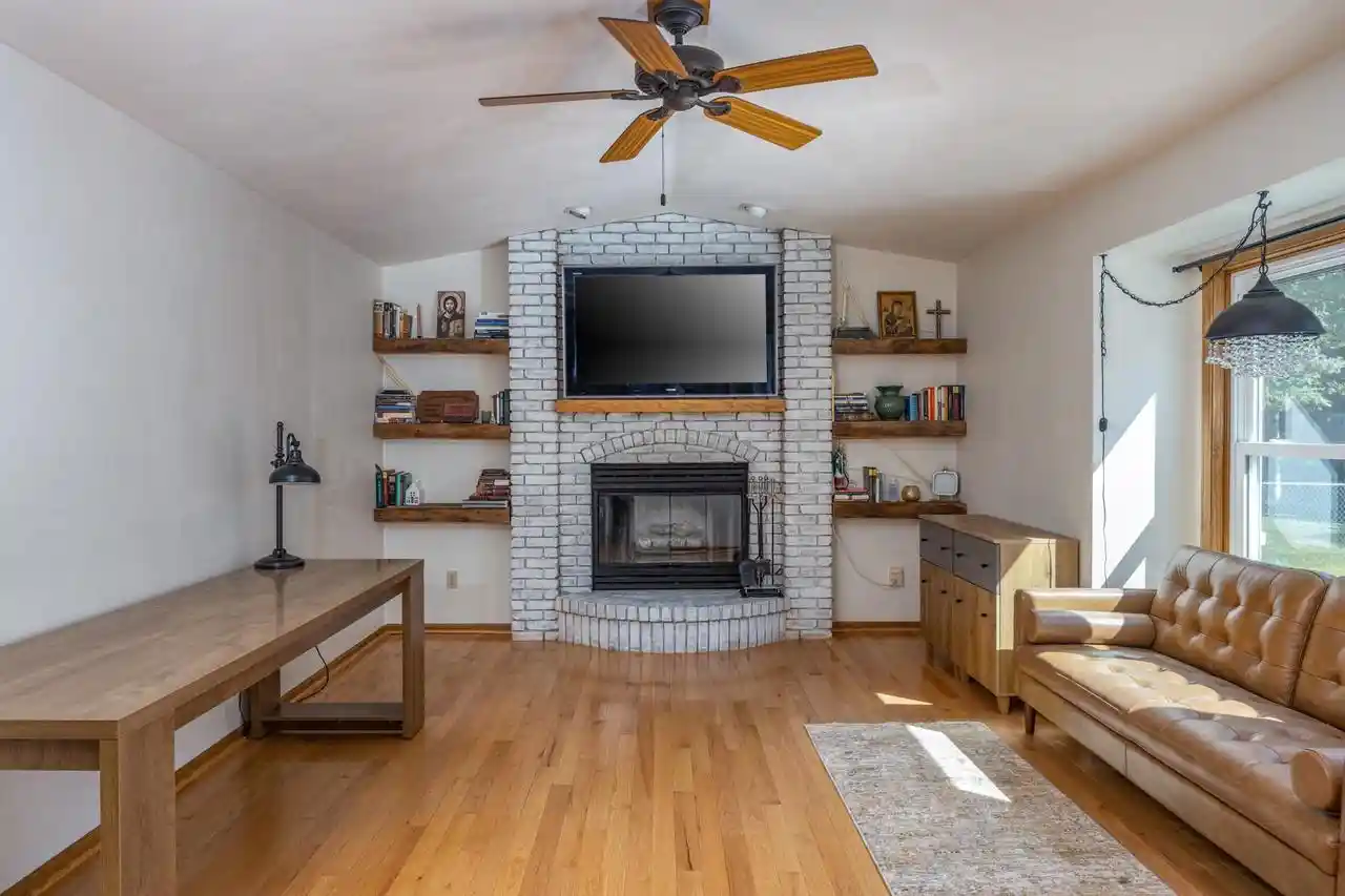 Photo 3 of Single family home for sale at 1914 Amy Jo Dr Dr, Oshkosh, WI 54904 | MLS# 50331711 | Listing updated on 2026-09-09