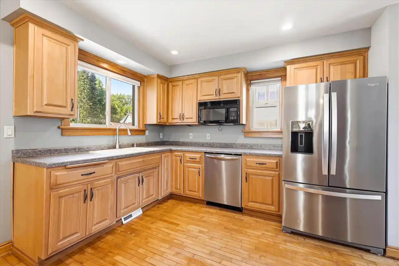 Photo 2 of Single family home for sale at 1617 N Morrison Street Street, Appleton, WI 54911 | MLS# 1977977 | Listing updated on 2026-09-22