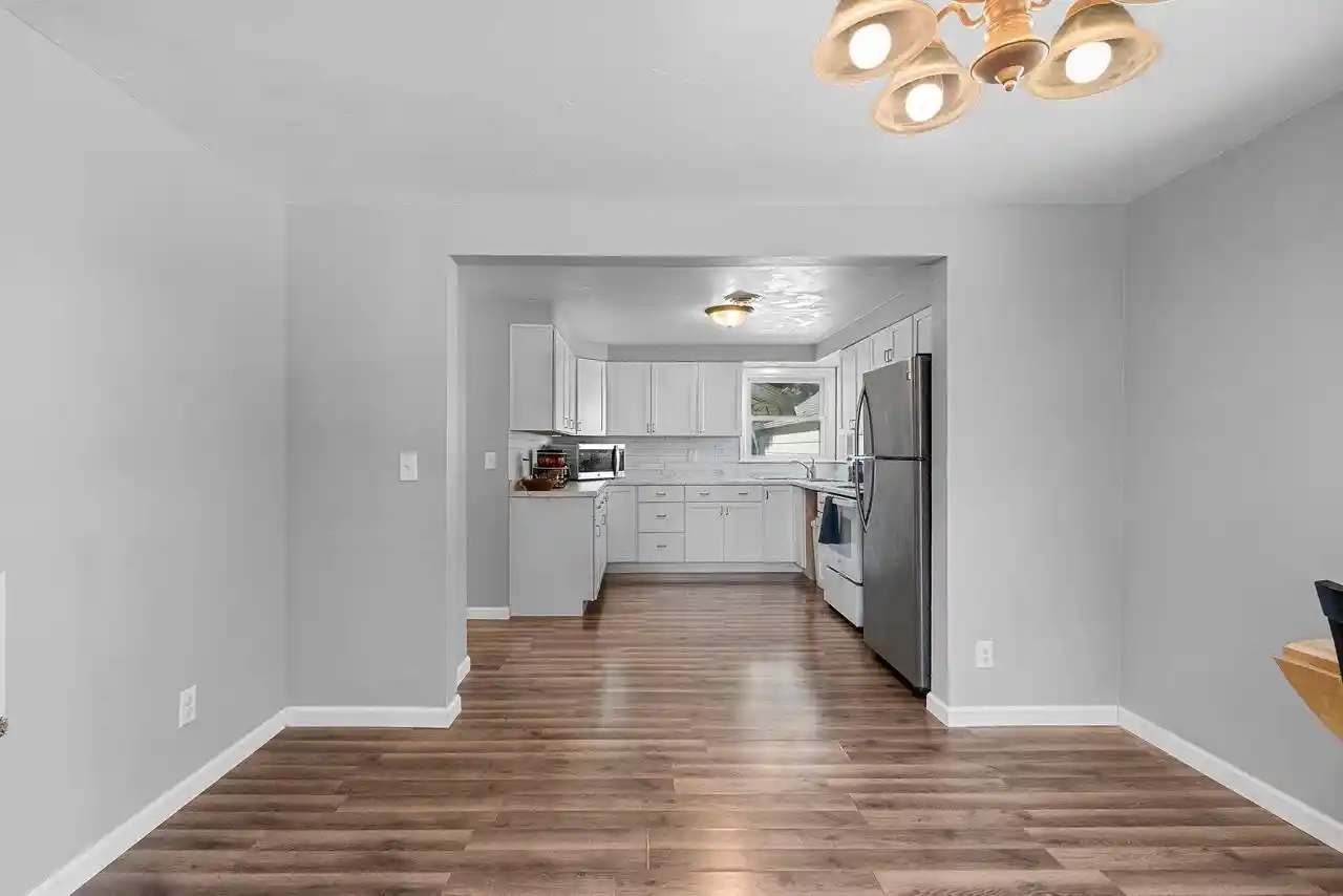 Photo 2 of Single family home for sale at 1335 San Jose Pl Pl, Green Bay, WI 54303 | MLS# 50331714 | Listing updated on 2026-09-21