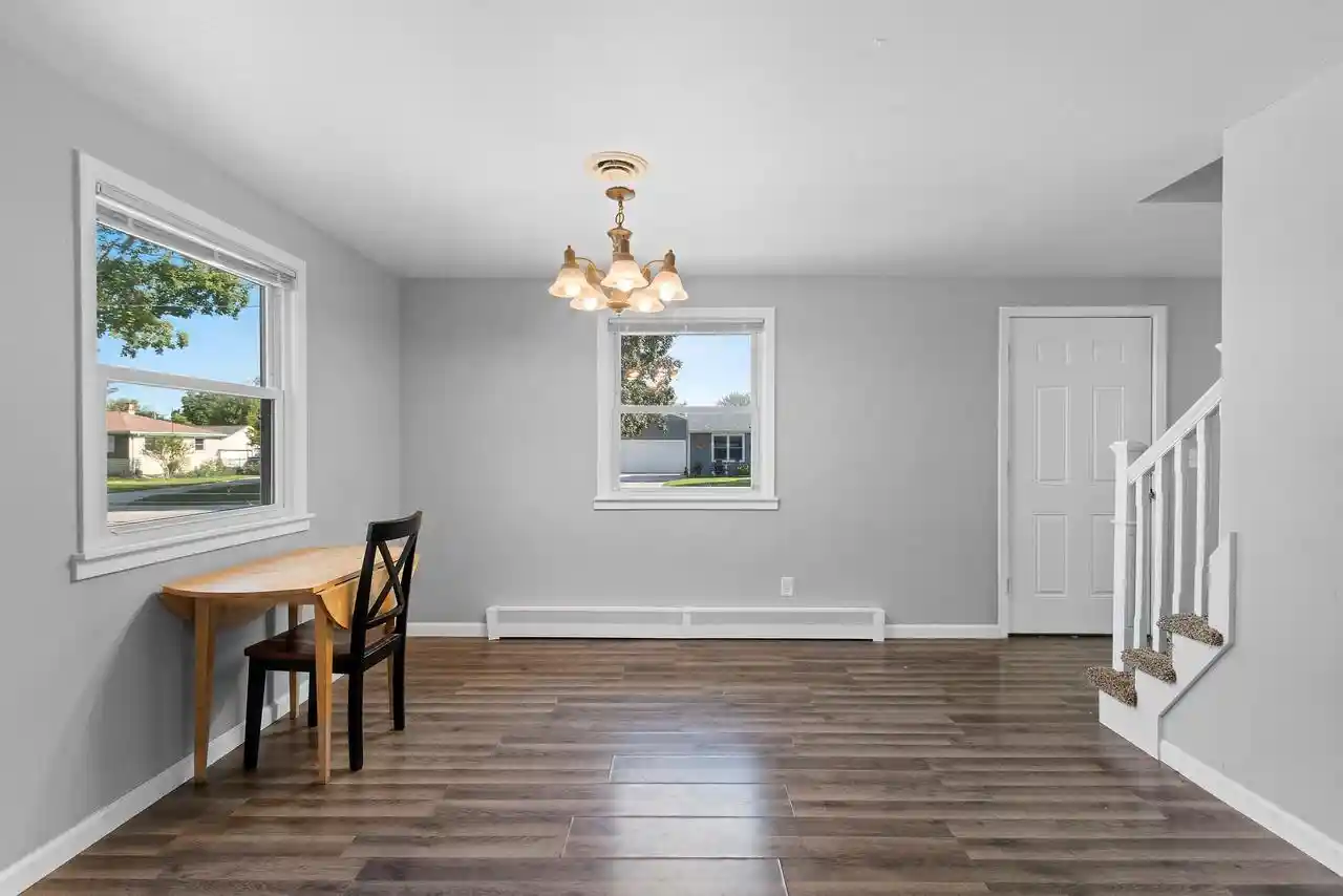 Photo 3 of Single family home for sale at 1335 San Jose Pl Pl, Green Bay, WI 54303 | MLS# 50331714 | Listing updated on 2026-09-21