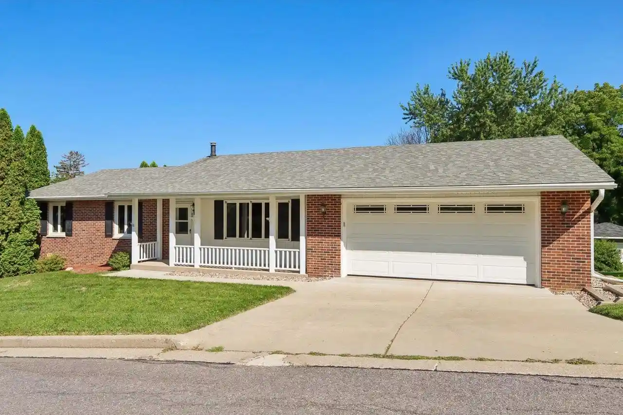 Photo 1 of Single family home for sale at 207 Palmer Pkwy, Lodi, WI 53555 | MLS# 2031404 | Listing updated on 2026-09-05