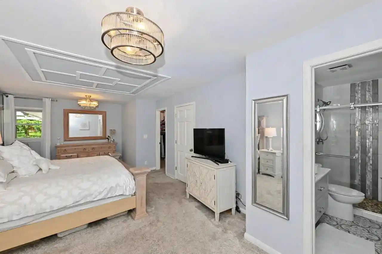 Photo 3 of Sale Pending at 4312 W Upham Avenue Avenue, Greenfield, WI 53220 | MLS# 1977984 | Listing updated on 2026-08-31