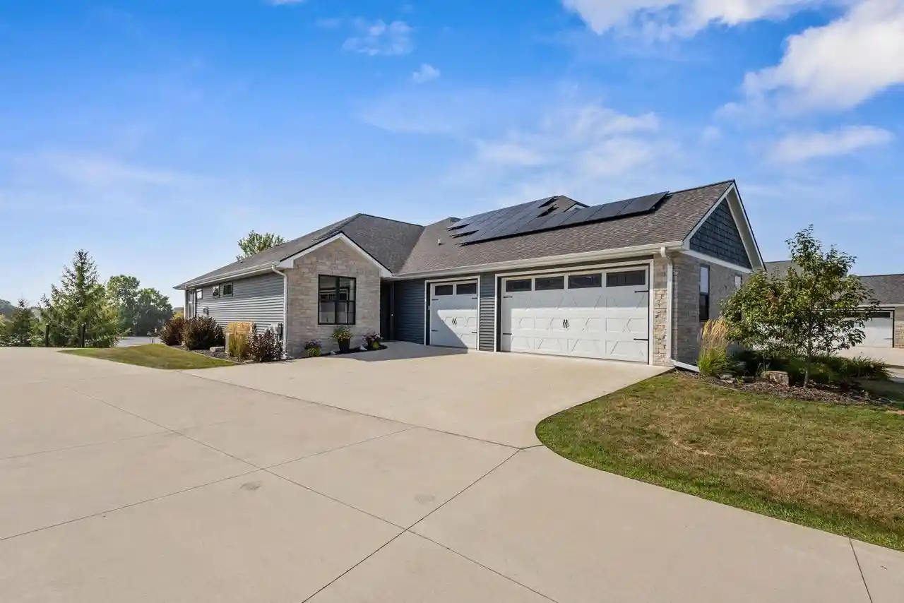 Photo 1 of Single family home for sale at 2742 Castaway Court Court, Green Bay, WI 54311 | MLS# 50331732 | Listing updated on 2026-09-08