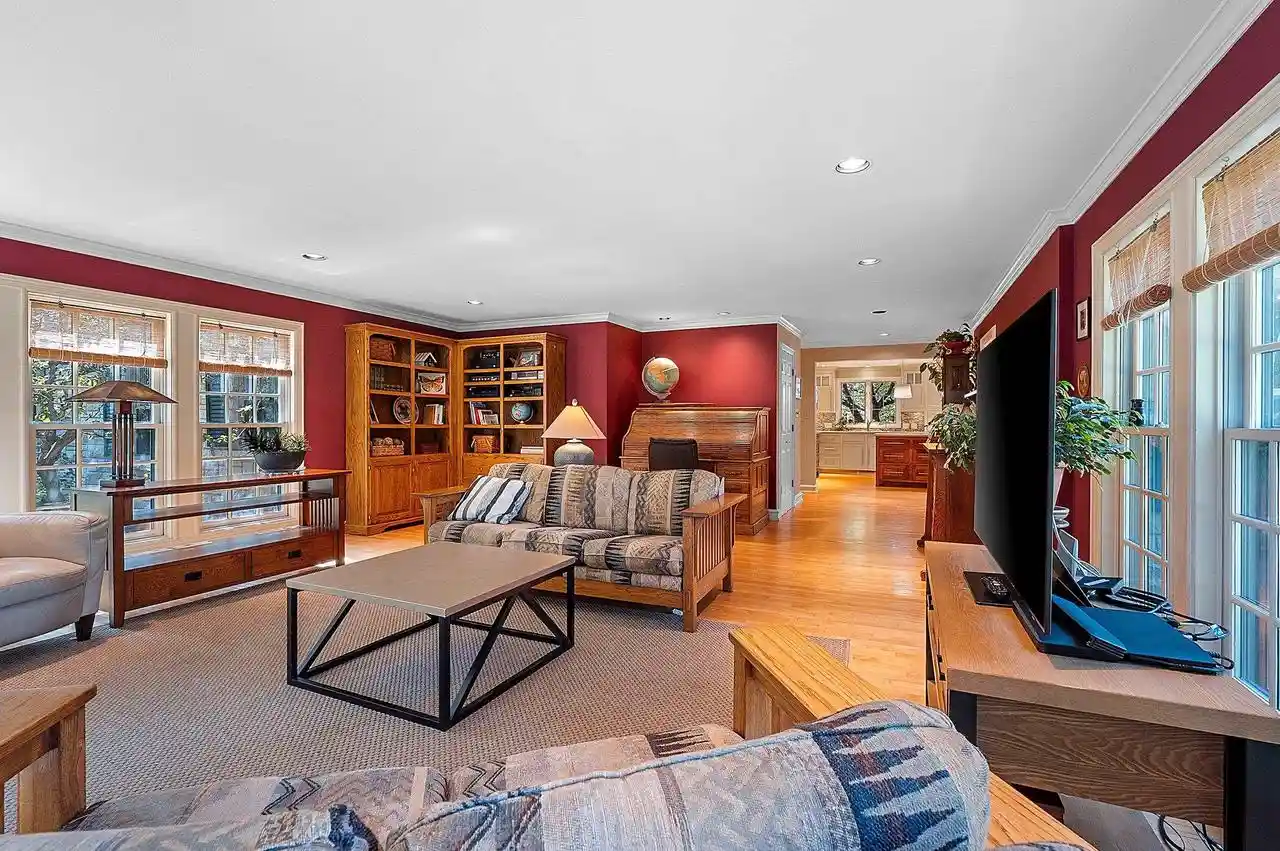 Photo 3 of Single family home for sale at 938 Hickory Avenue Avenue, De Pere, WI 54115 | MLS# 50331733 | Listing updated on 2026-09-26