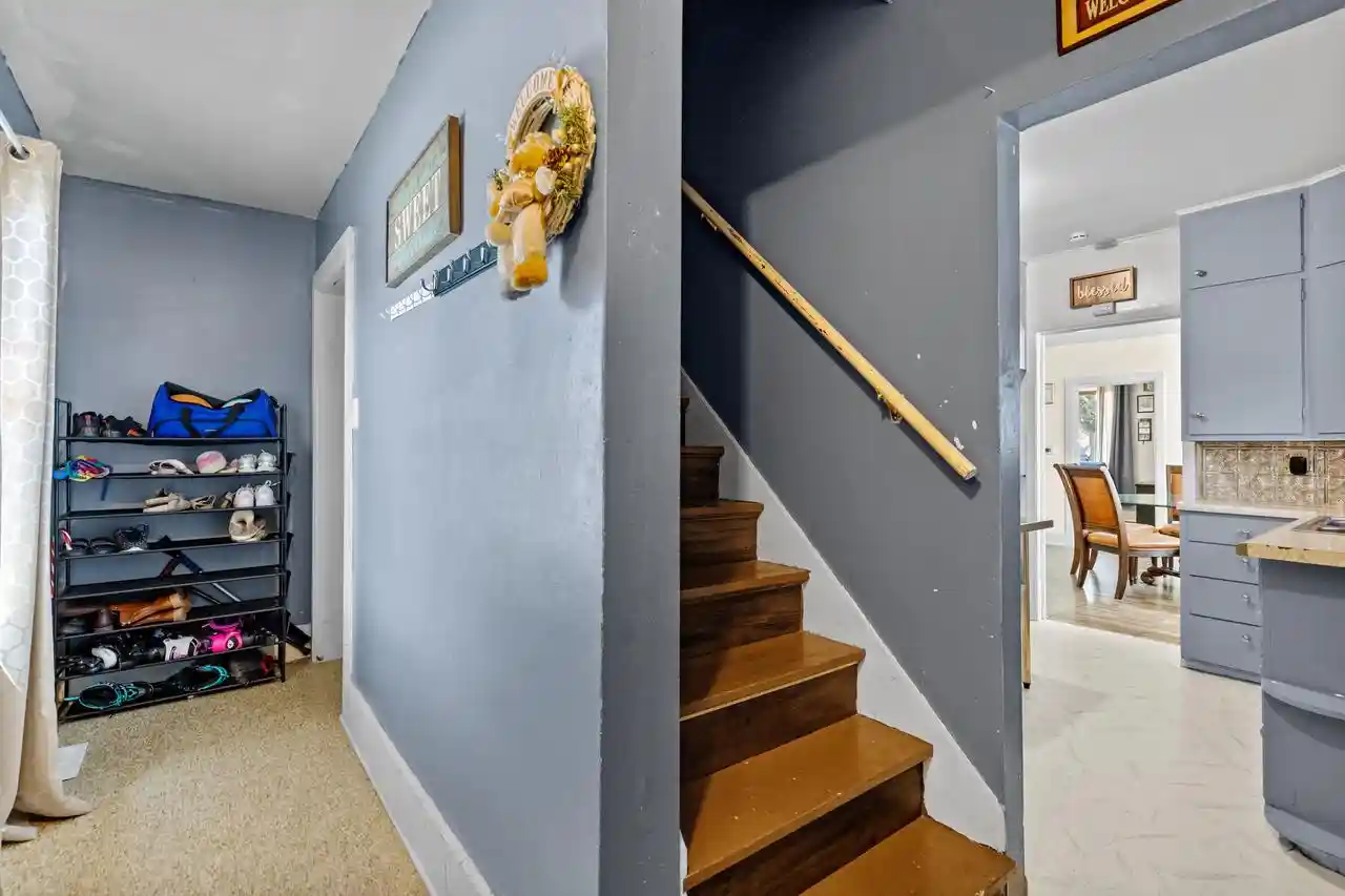 2nd image of 1030 S 25th Street Street, Manitowoc, WI 54220 | MLS# 1977996