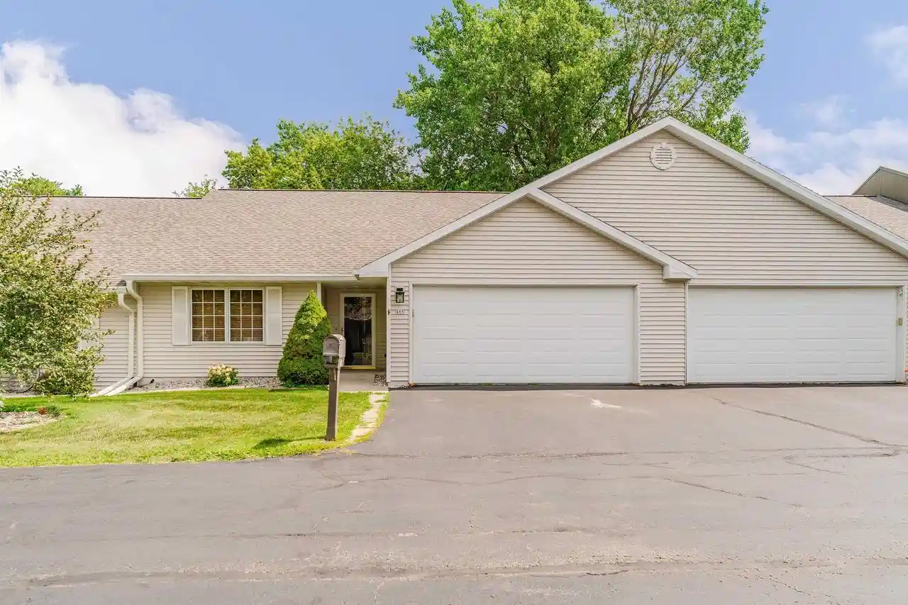 Condo for sale at 465 W Packer Avenue Avenue, Oshkosh, WI 54901 | MLS# 50331737