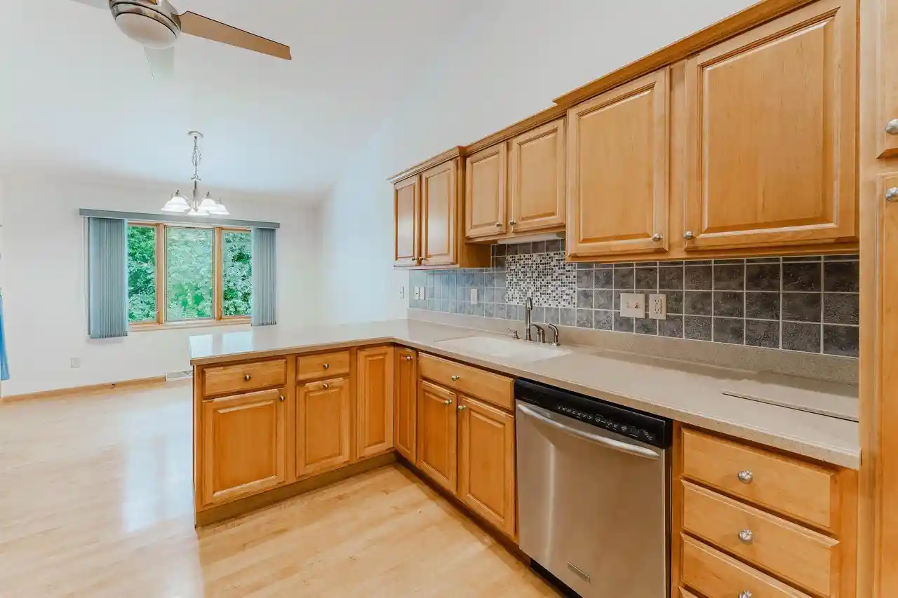 Photo 2 of Condo for sale at 465 W Packer Avenue Avenue, Oshkosh, WI 54901 | MLS# 50331737 | Listing updated on 2026-09-22