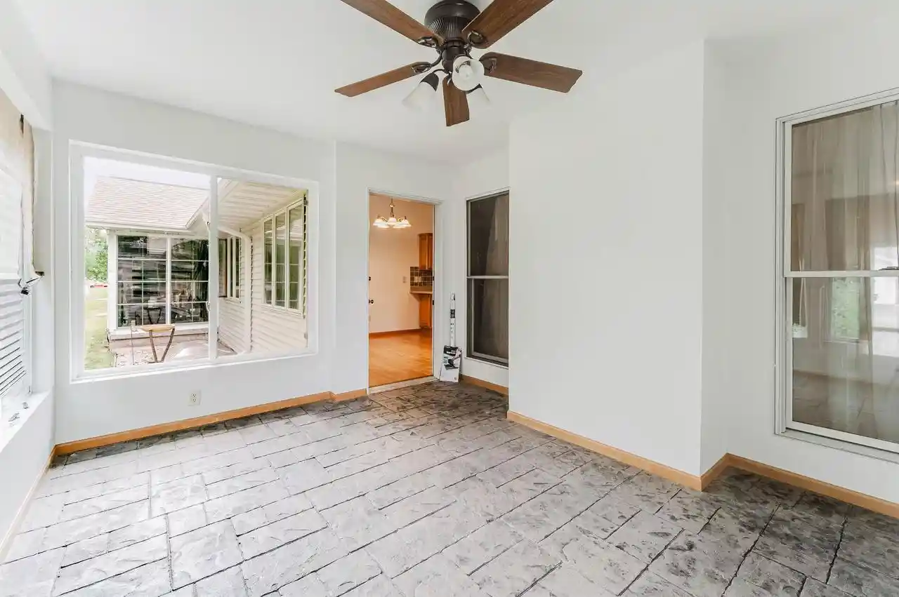 Photo 3 of Condo for sale at 465 W Packer Avenue Avenue, Oshkosh, WI 54901 | MLS# 50331737 | Listing updated on 2026-09-22