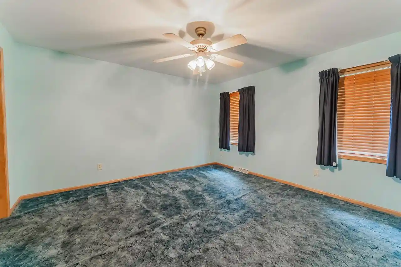 Photo 4 of Condo for sale at 465 W Packer Avenue Avenue, Oshkosh, WI 54901 | MLS# 50331737 | Listing updated on 2026-09-22