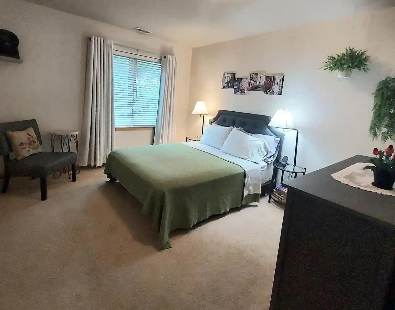 Photo 2 of Condo for sale at 3710 N Oakland Avenue Avenue #402, Shorewood, WI 53211 | MLS# 1978000 | Listing updated on 2026-09-04