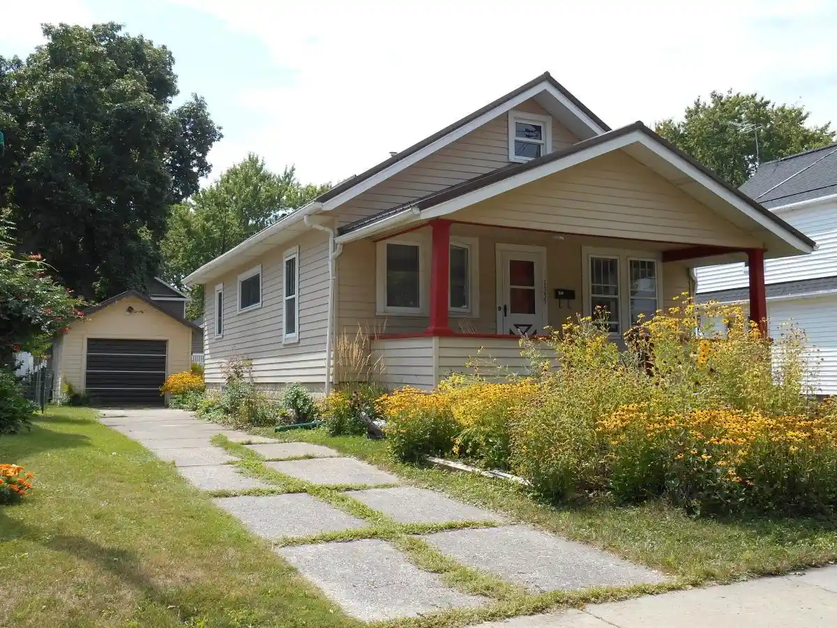 1st image of 1335 W Rogers Avenue Avenue, Appleton, WI 54914 | MLS# 50331719